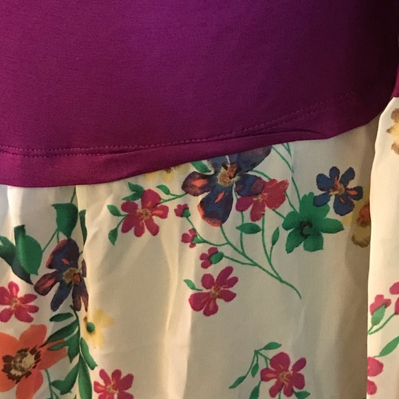 🆕 Bellino Pink/Flowers Bell Sleeves Top-Lg - Picture 5 of 7